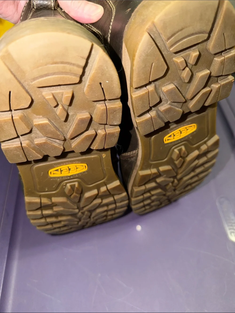 Keen Shoes Keen Utility Boot soft toe slip on men’s size 8.5D